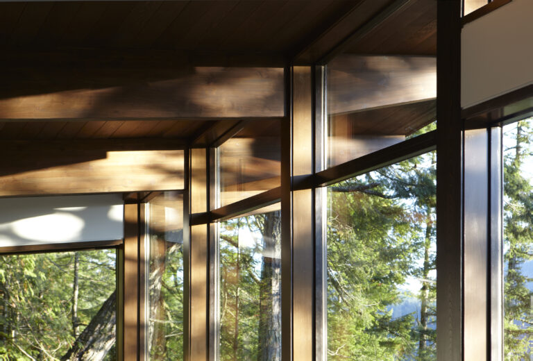 Maison Howe Sound-1